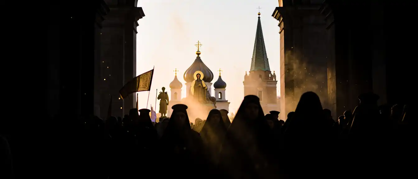 Единство под защитой веры: Патриарх Кирилл прошел по Москве с молитвой о спасении Руси