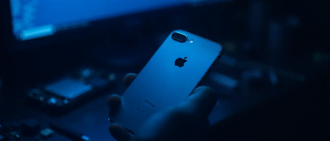 Утечка года: секретные снимки iPhone 18 Pro оказались в руках хакеров