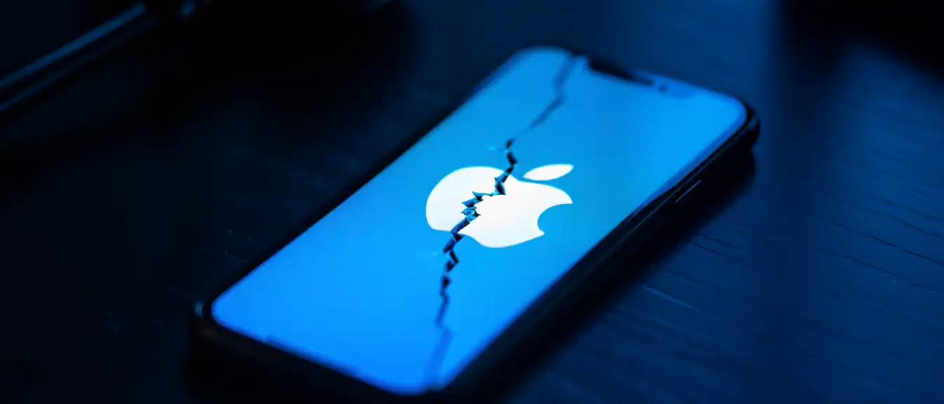 Судебный фронт: почему VK пошла в суд против Apple и чем это грозит пользователям