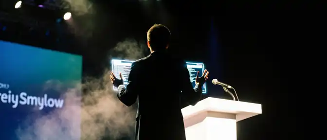 Формула успеха в госуправлении: Песков выделил три ключевых компонента для лидеров нового времени