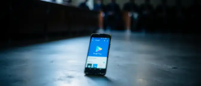 Новое взыскание против Google: московский суд наказал техногиганта за сохранение приложения Wheely в сторе