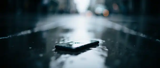Рекордное падение глобальных поставок смартфонов: аналитики International Data Corporation зафиксировали крупнейшее снижение за всю историю наблюдений